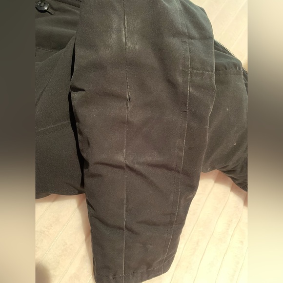 Canada Goose Winter Coat - Picture 7 of 11
